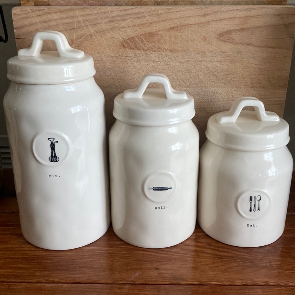 RAE DUNN canister set